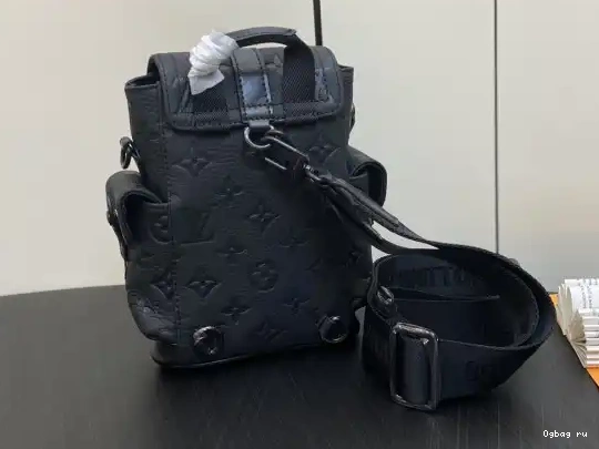 VUITTON Christopher LOUIS Nano 0706